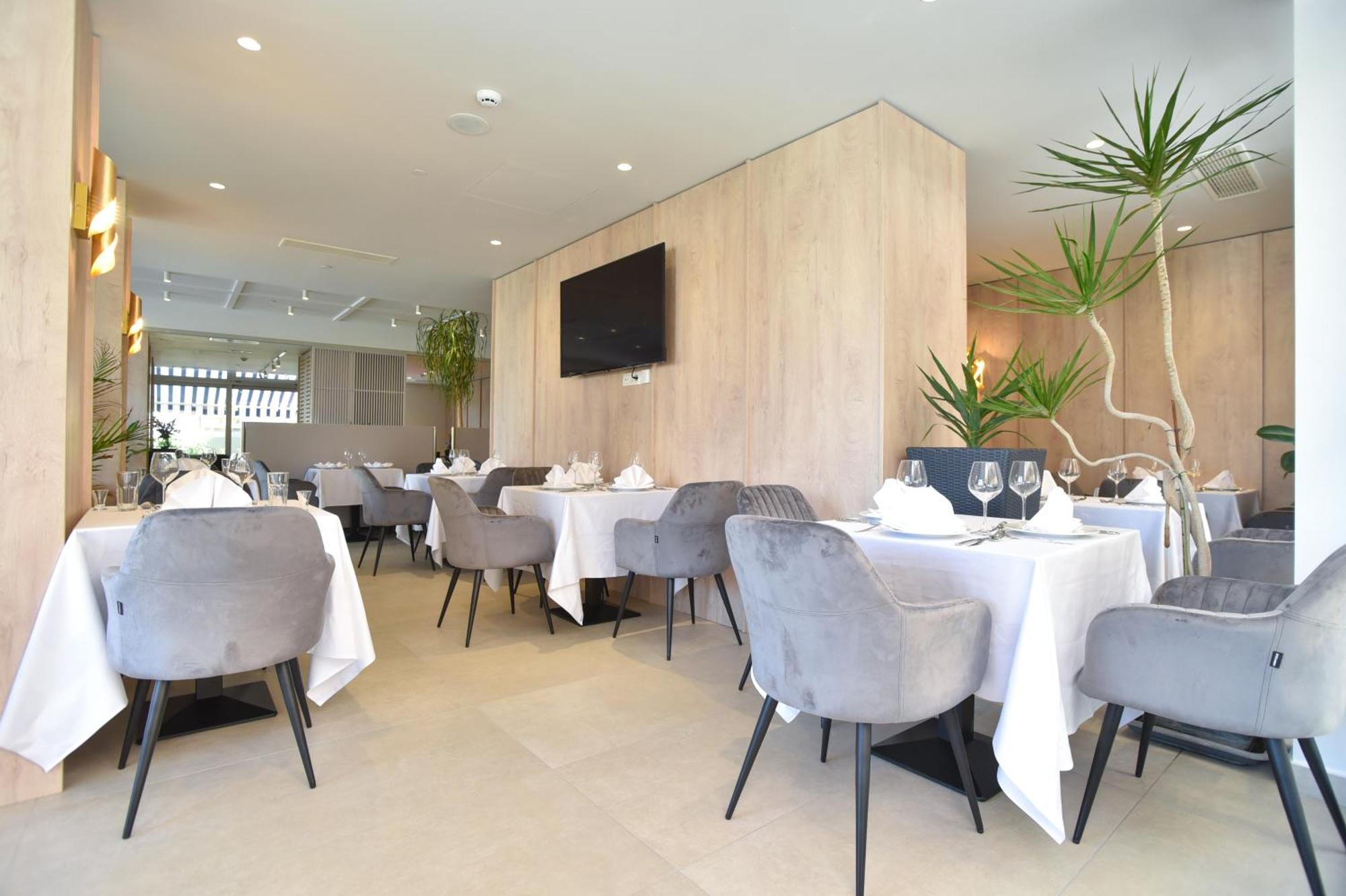 Hotel La Mer Budva Ngoại thất bức ảnh
