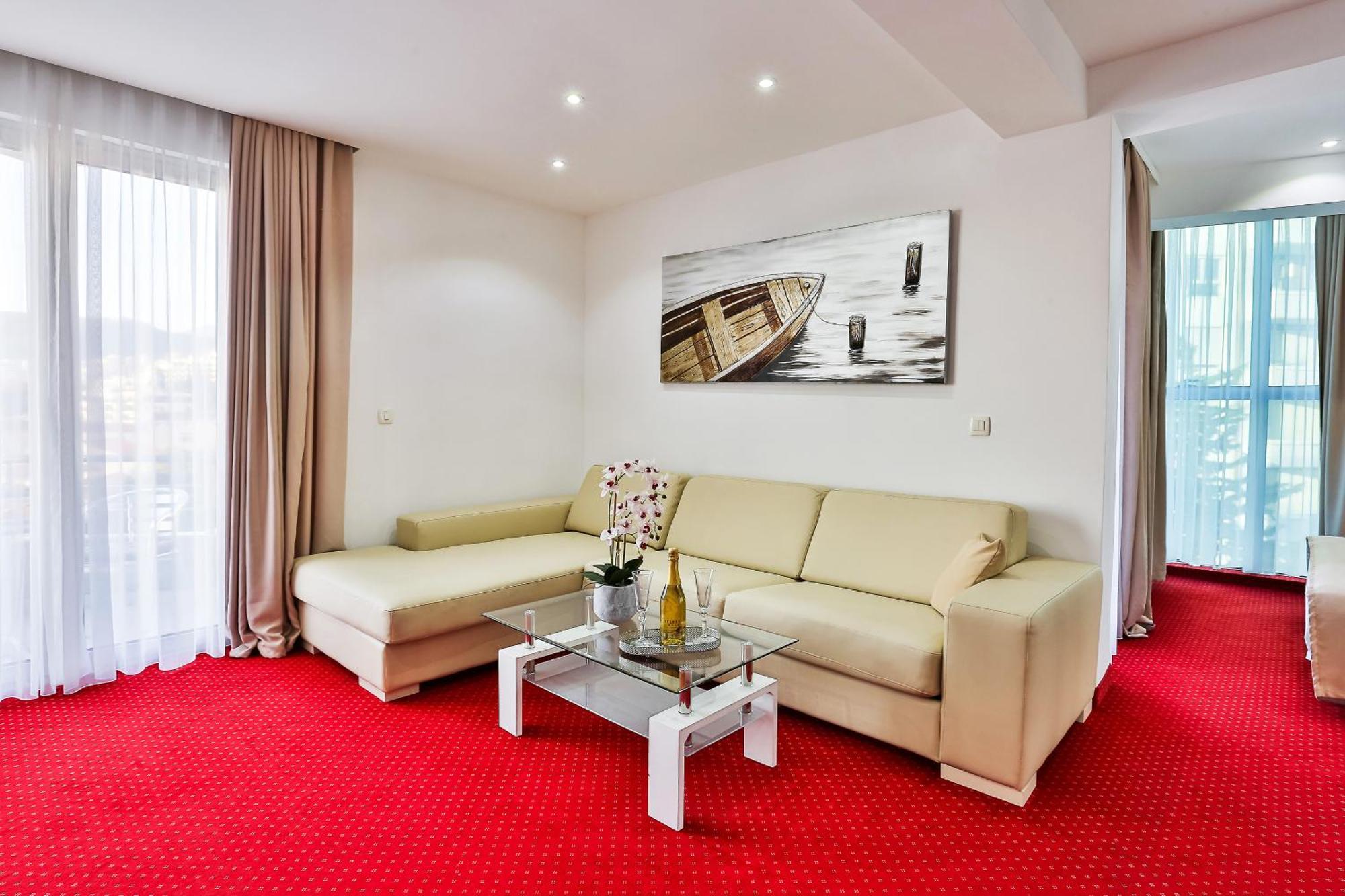 Hotel La Mer Budva Ngoại thất bức ảnh
