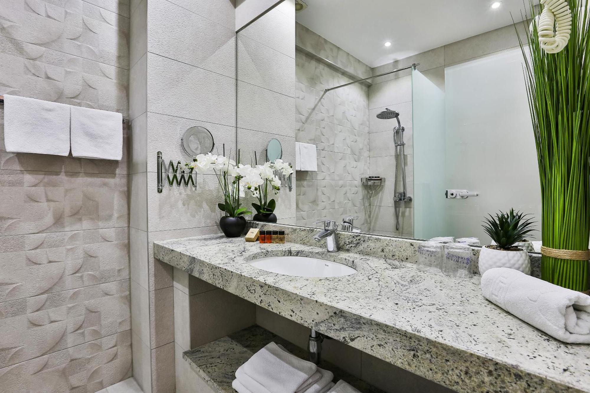 Hotel La Mer Budva Ngoại thất bức ảnh